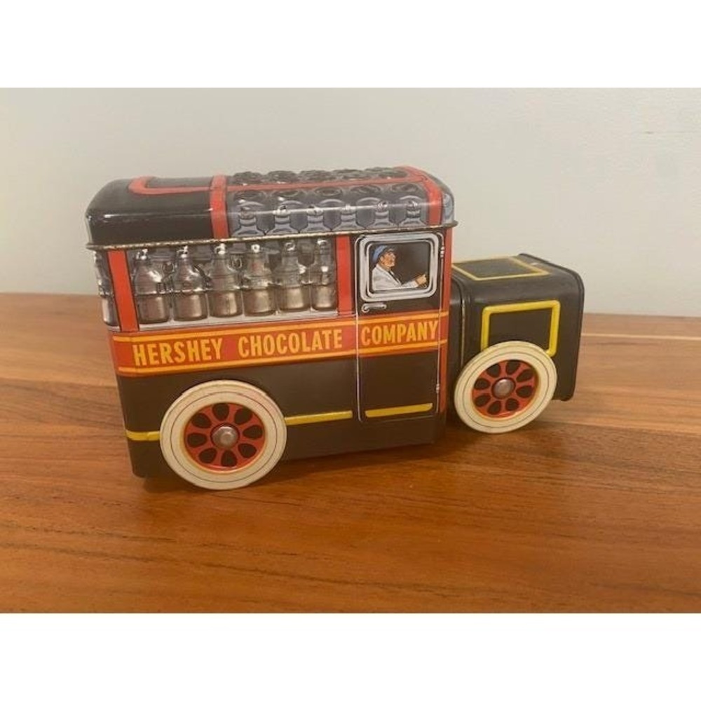 Hershey Chocolate Company Milk Truck Tin 2000 Vehicle Series Canister 1 Vintage